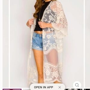 Dizzy Gal Woman's Plus-Size Ivory Floral Lace Open-Front Kimono Sz 1x